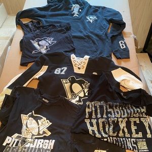 Pittsburgh Penguins ladies hoodies and shirts.